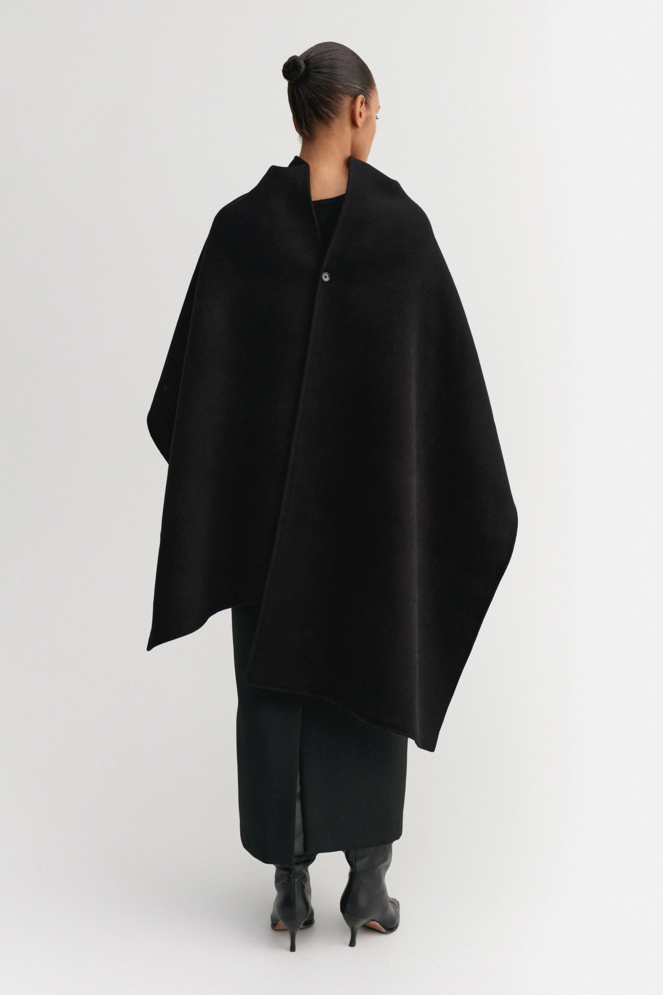 Colette Doublé Cape, black - Image 3
